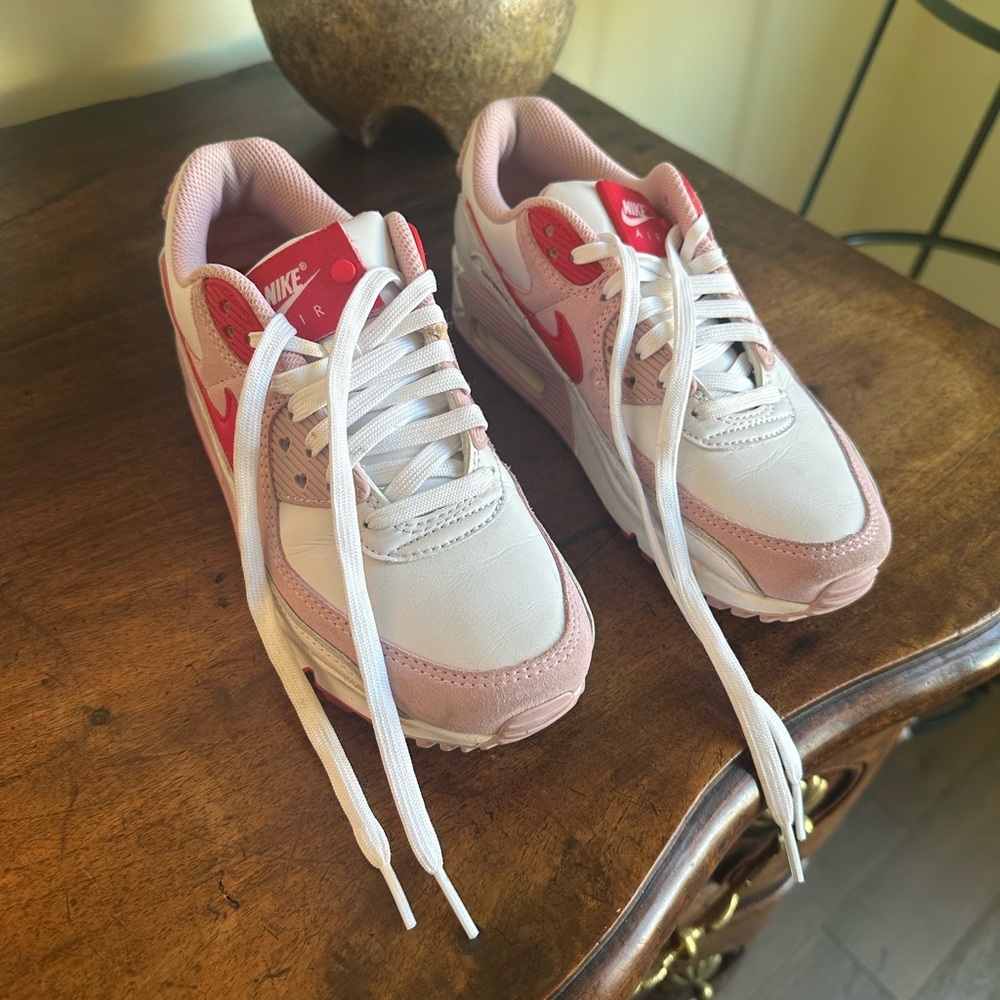 Nike Air Max 90 Love Letter Sneakers
